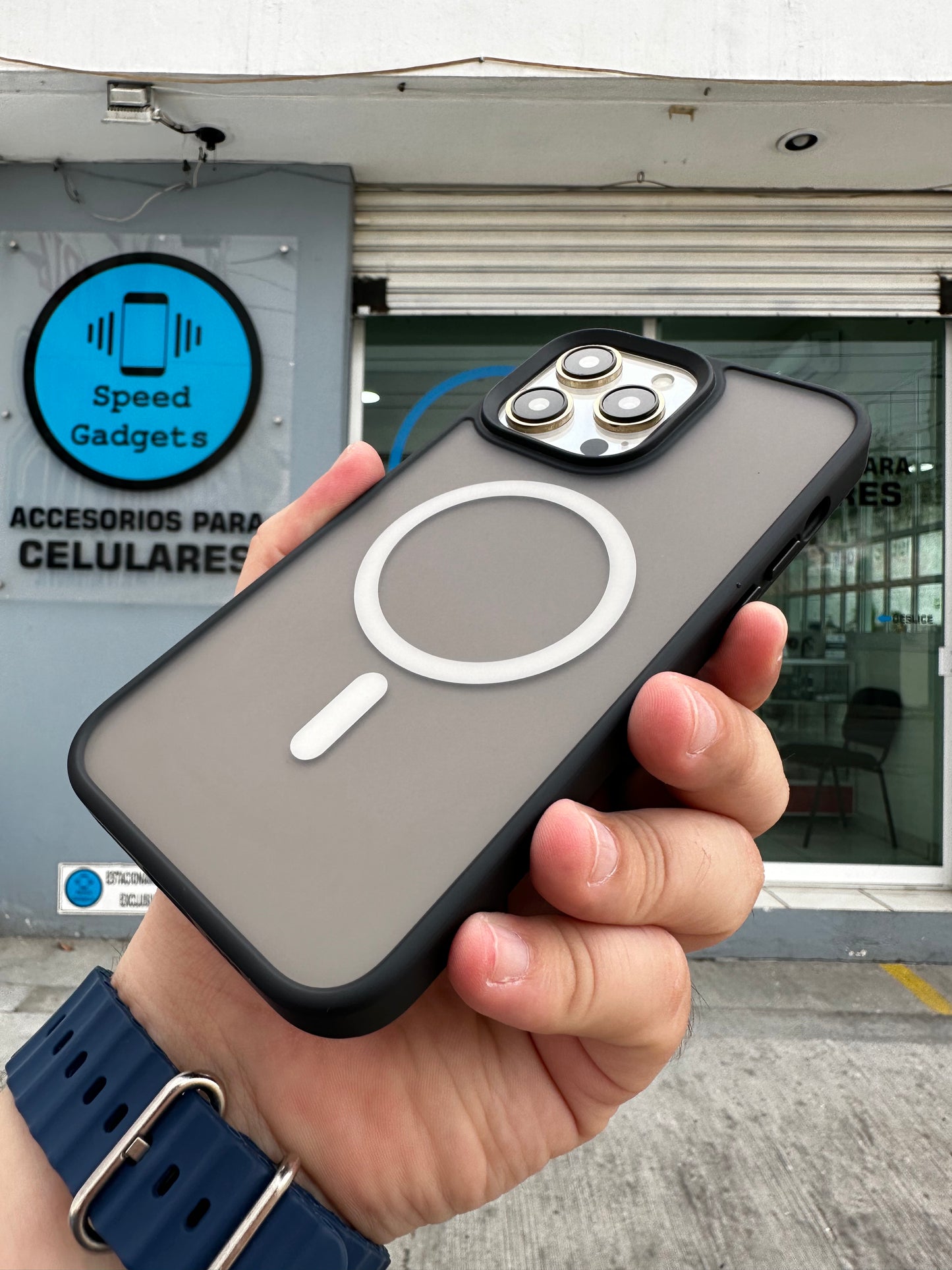 Case Magsafe Humo Negro