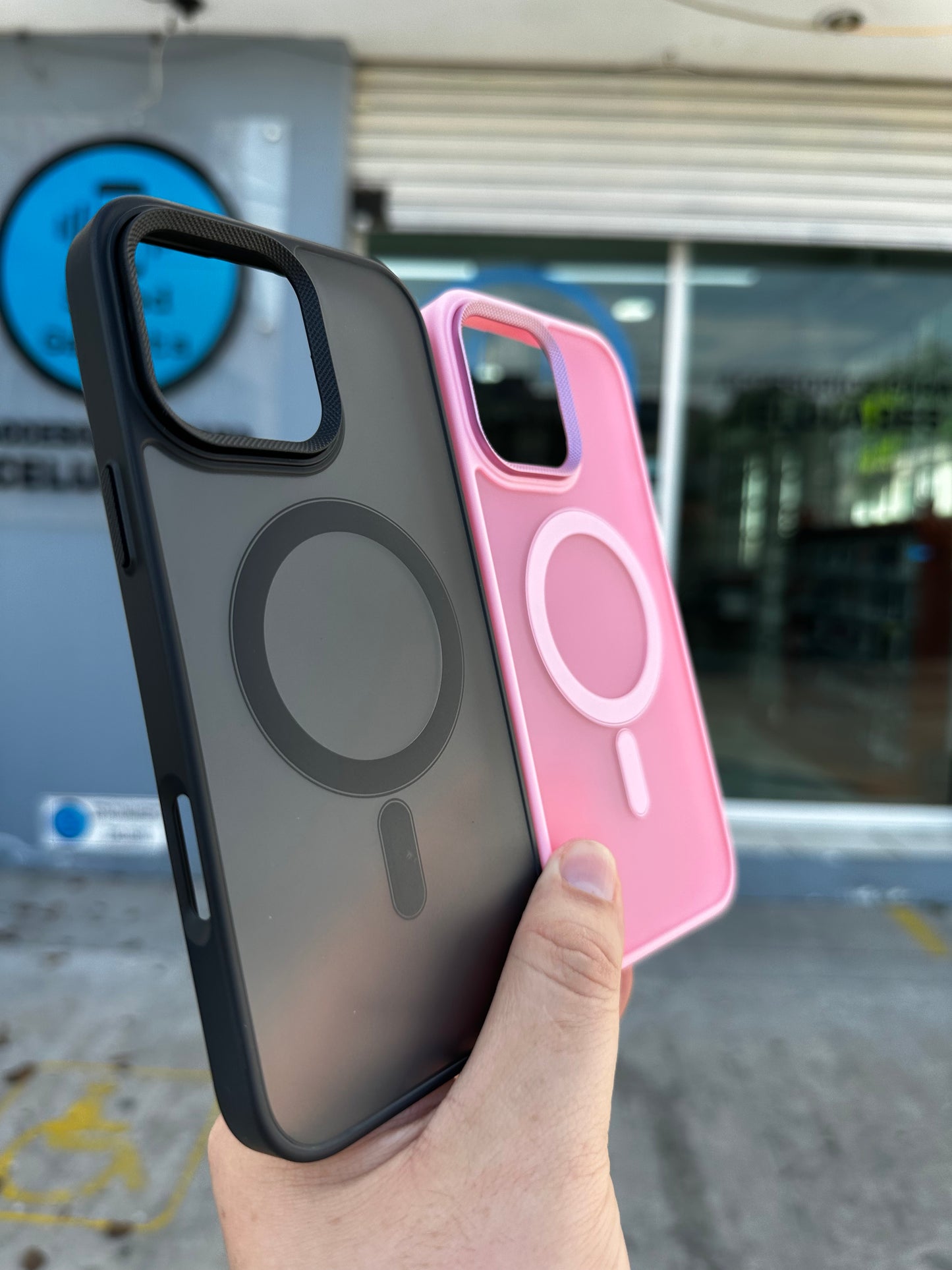 Case Magsafe Humo iPhone 16