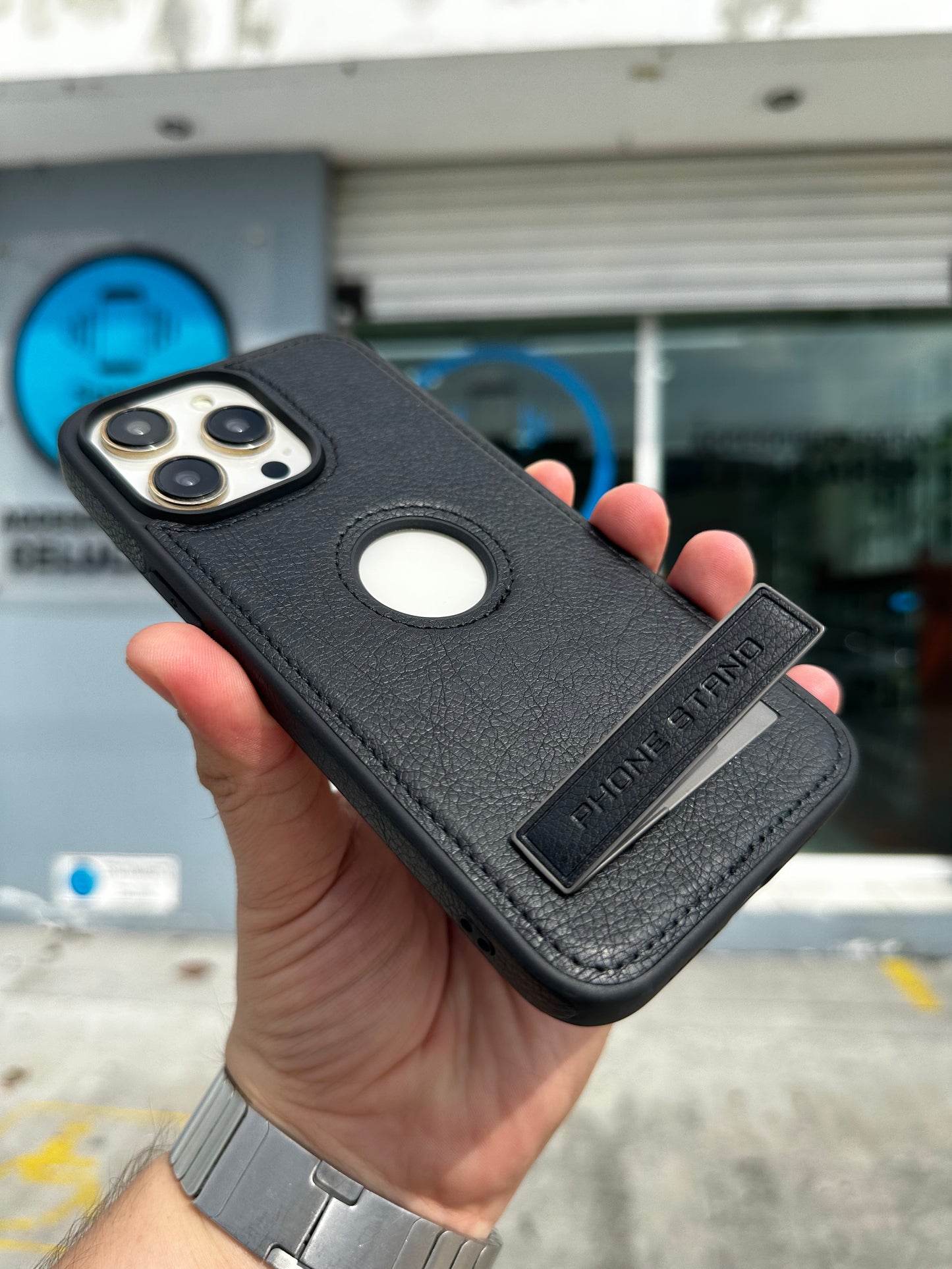 Case Funda Tacto Piel Base Negro para iPhone