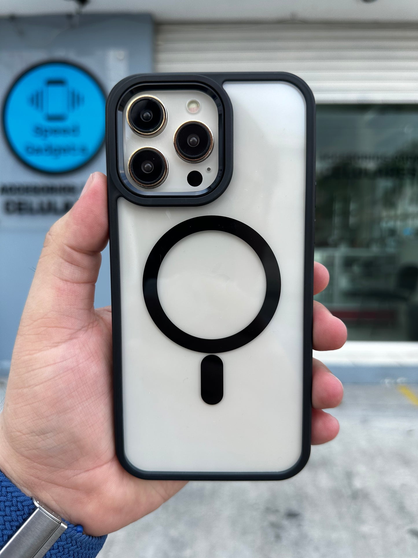 Case Magsafe Transparente Negro