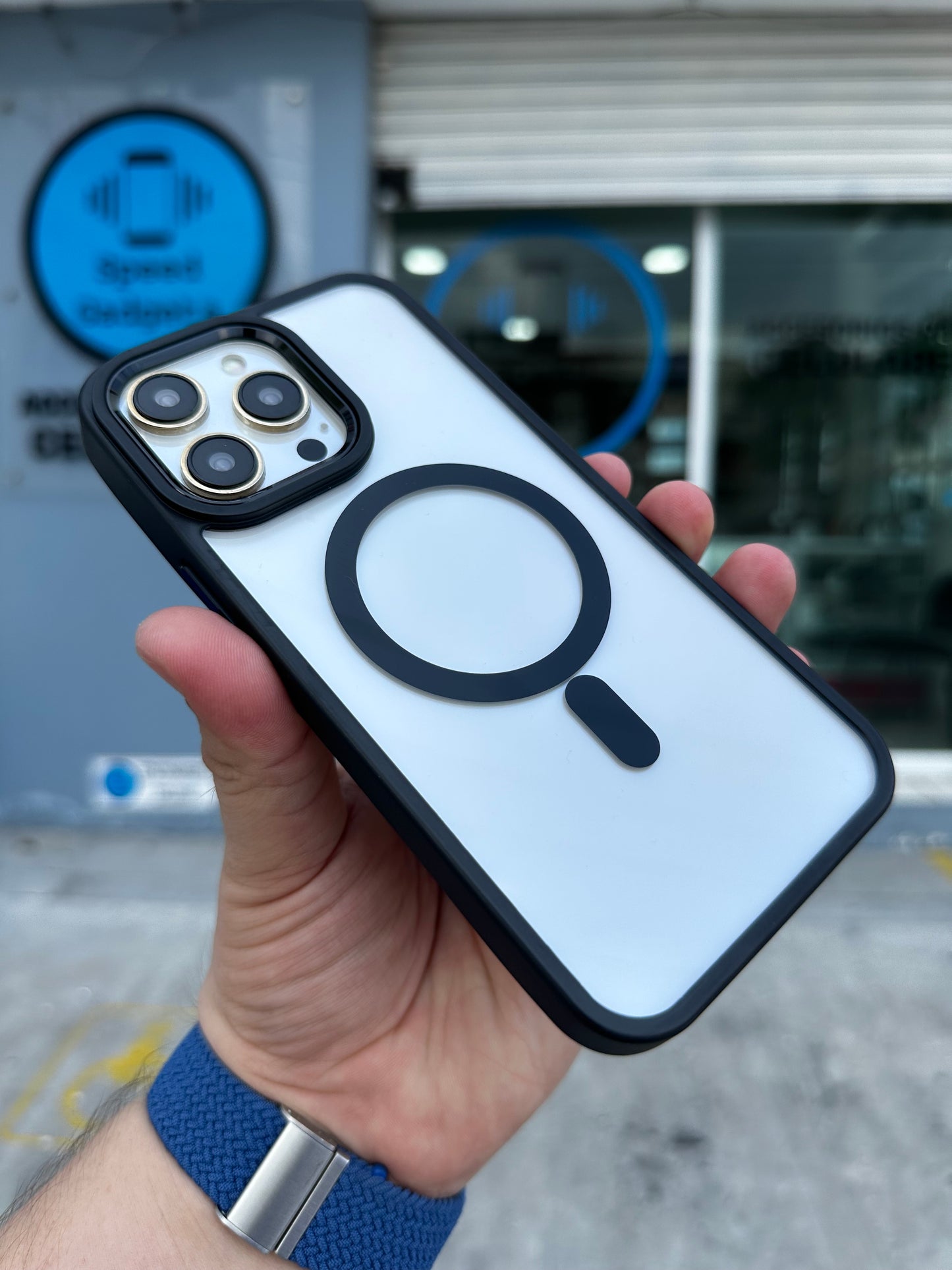 Case Magsafe Transparente Negro