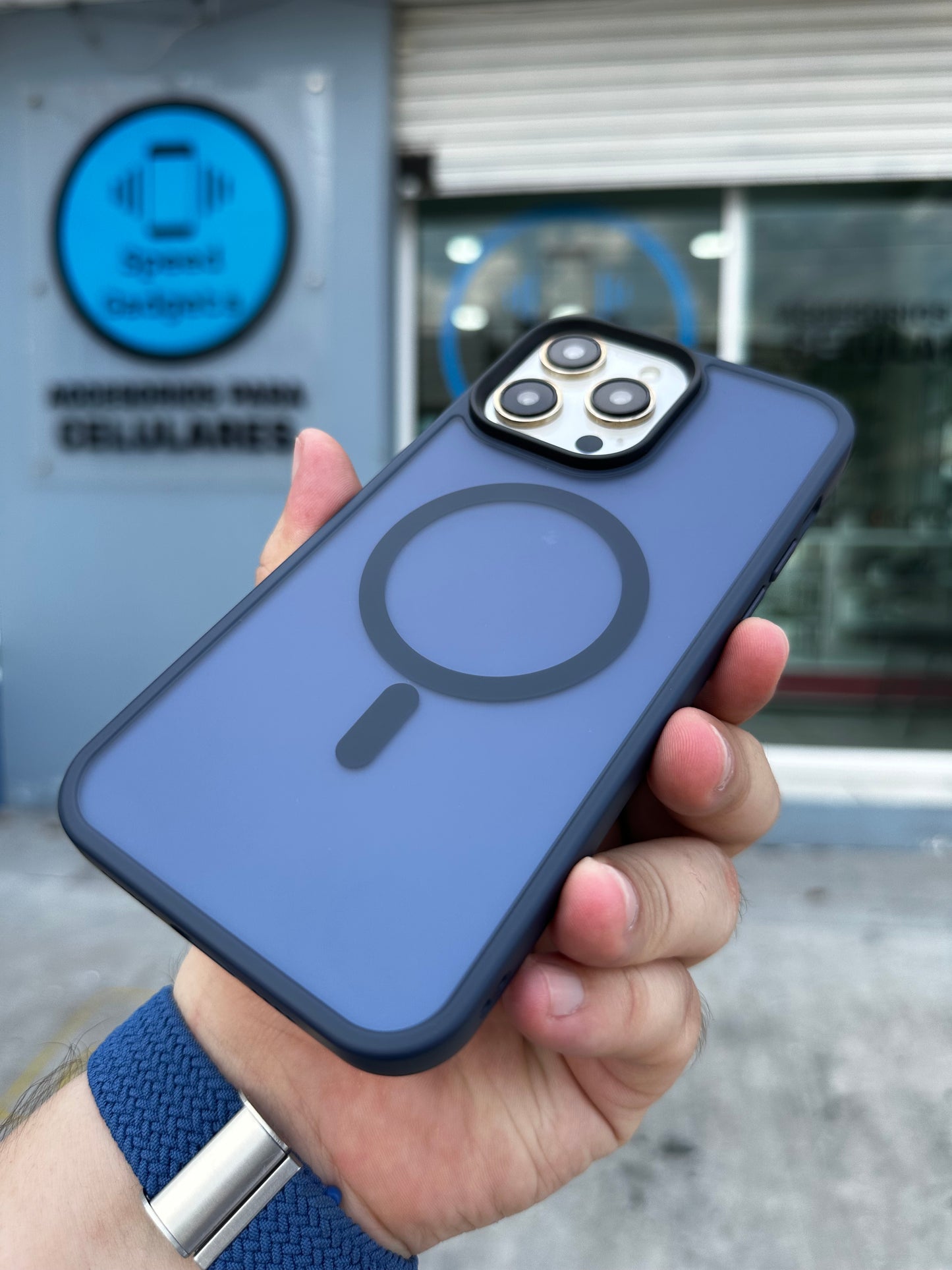 Case Magsafe Humo Azul