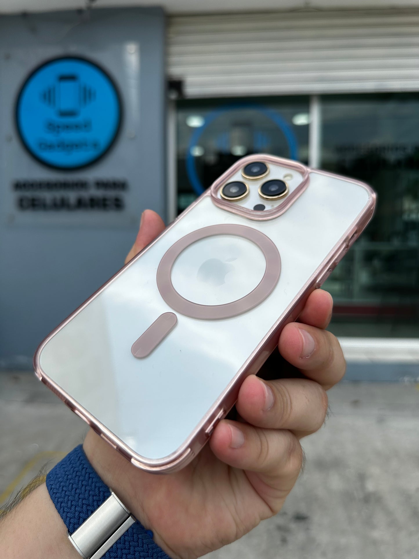 Case Magsafe Transparente Rosa