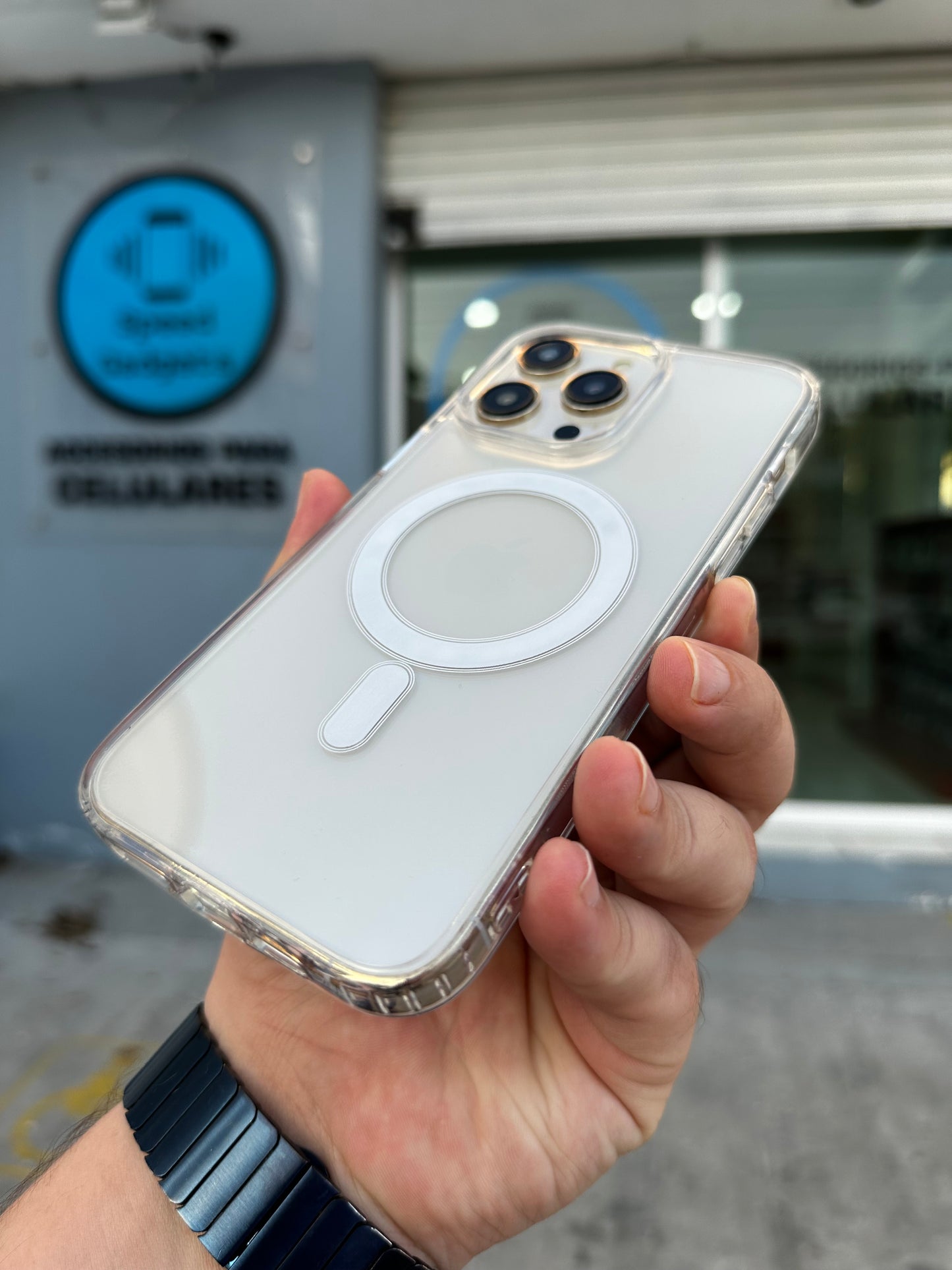 Case Magsafe Transparente