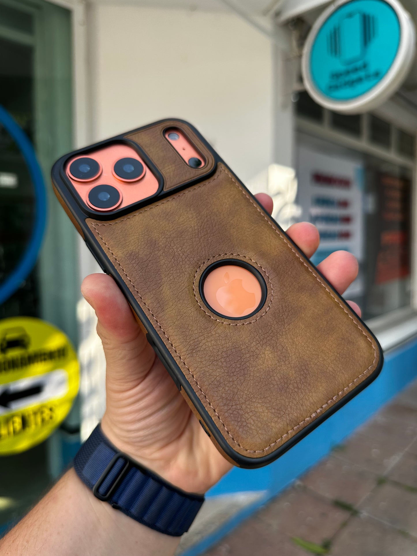 Case Funda Tacto Piel Cafe