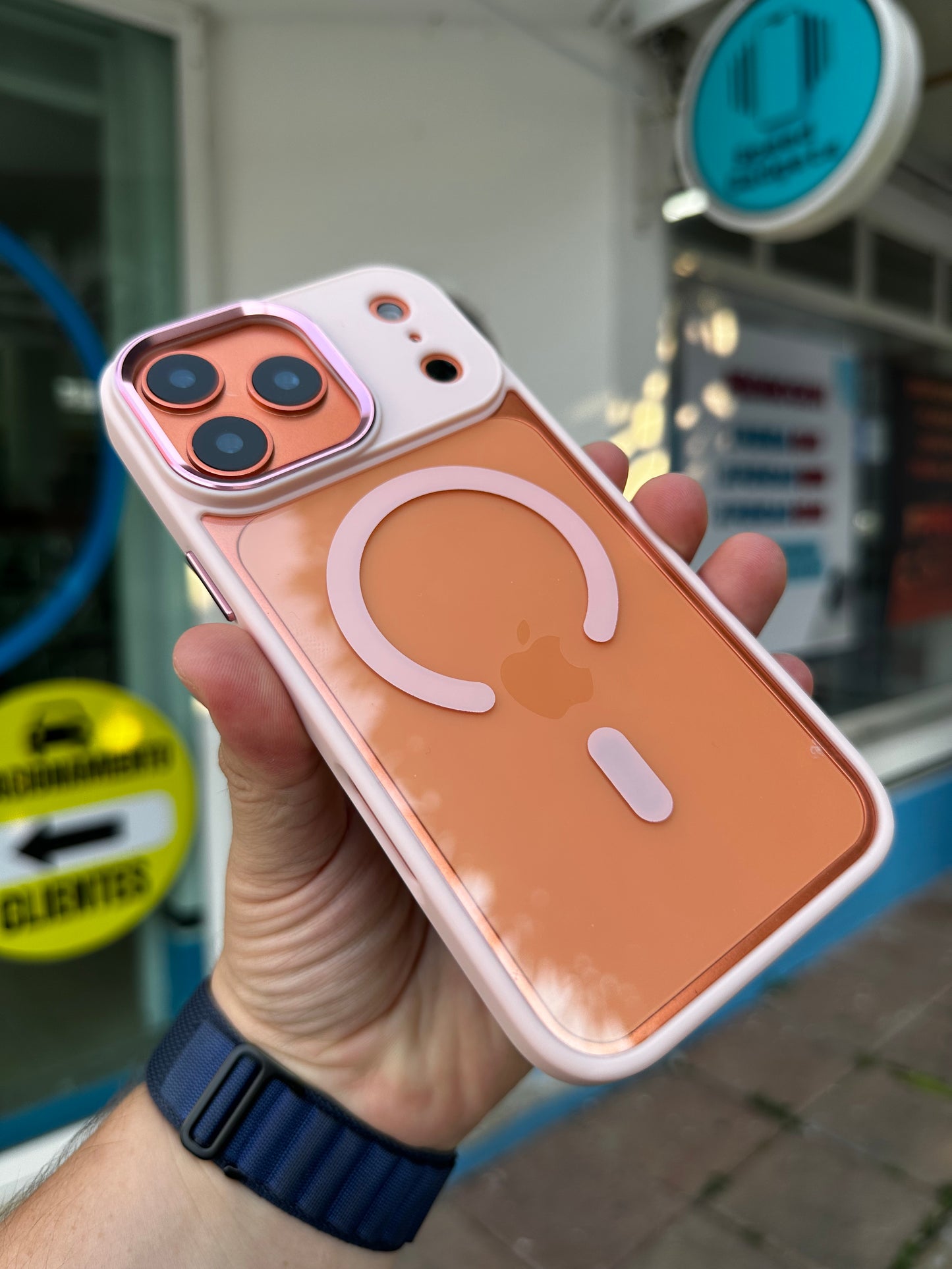 Case Magsafe Transparente Rosa