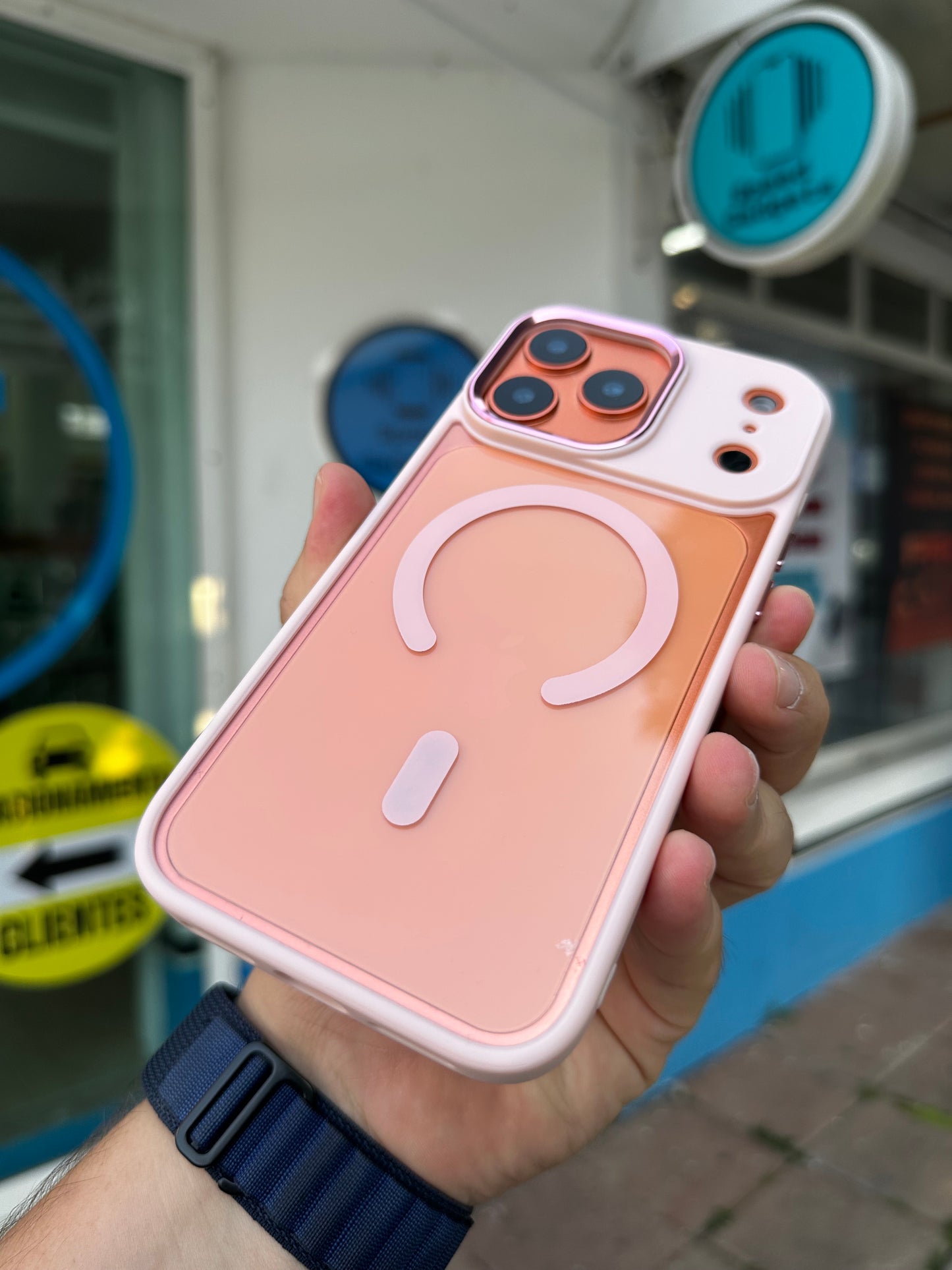 Case Magsafe Transparente Rosa