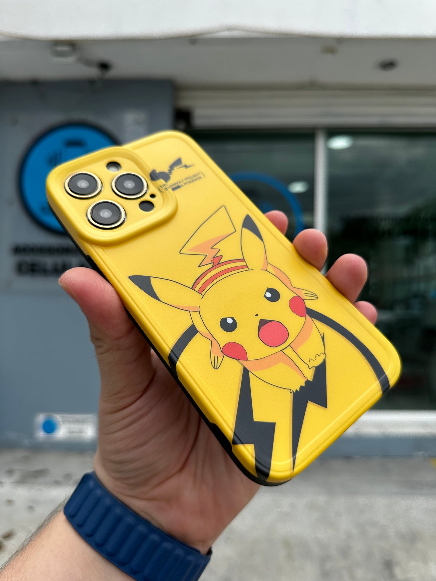 Case Pokemon Pikachu