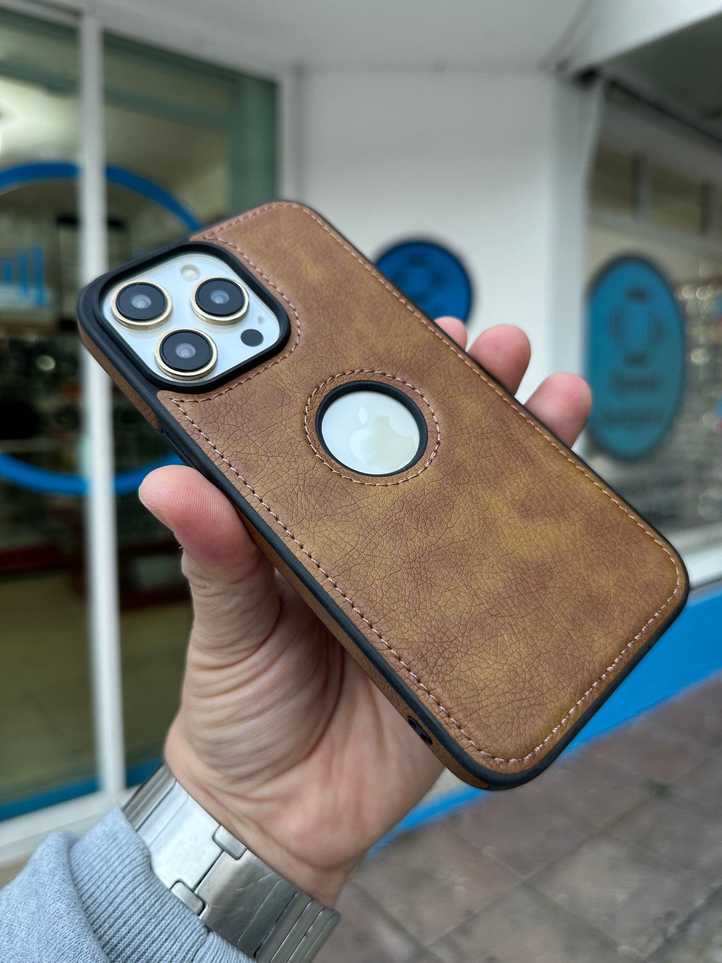 Case Tacto Piel Cafe 2025