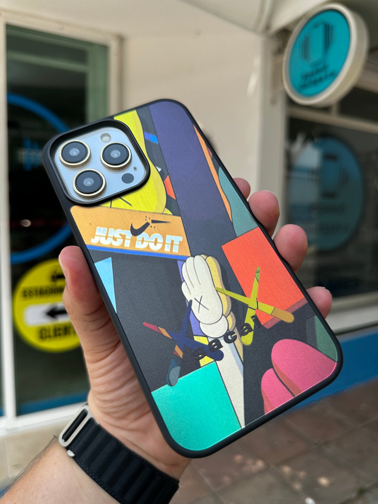 Case Funda KWS para iPhone