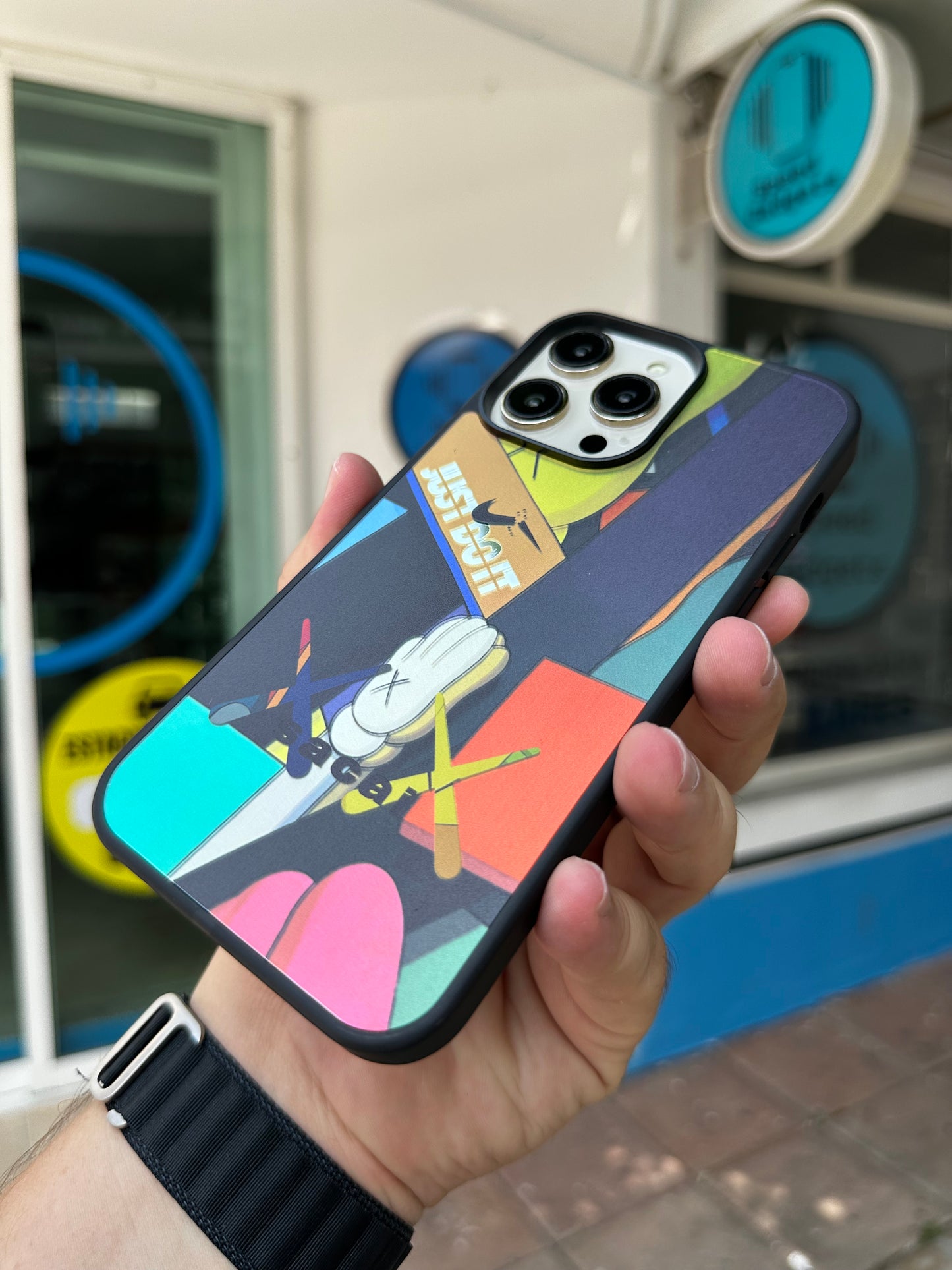 Case Funda KWS para iPhone